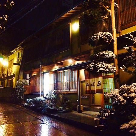 Готель Yudanaka Onsen Yamazakiya Яманоуті Екстер'єр фото