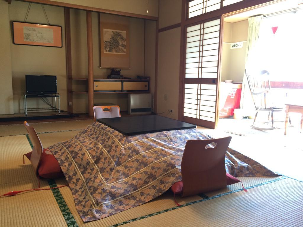 Готель Yudanaka Onsen Yamazakiya Яманоуті Номер фото